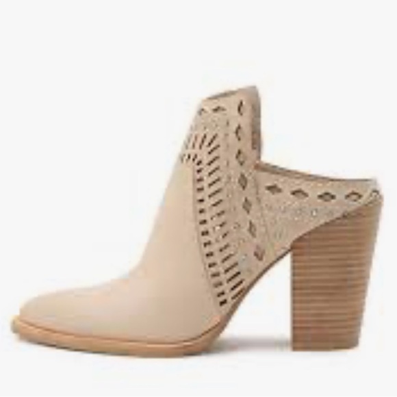 Dolce Vita Khia western bone cream studded pointed toe block heels mules Sz 9 - Picture 1 of 15